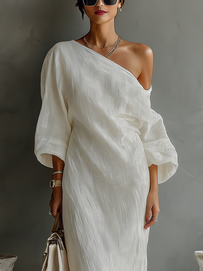 Rebecca | Vestido Fluido Color Marfil con Hombro Descubierto