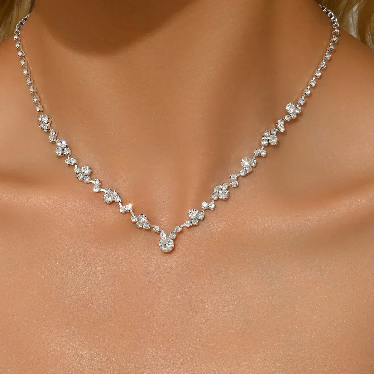 Collar de Novia Elegante con Diamantes