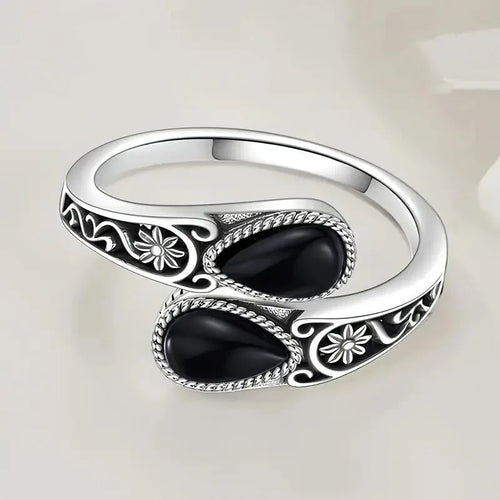 Anillo Elegante Flor de Piedra de Luna