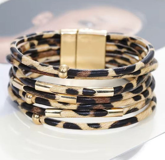 Pulsera Envolvente Multicapa Ancha