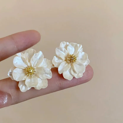 Pendientes Botón Chic Acrílico Blanco