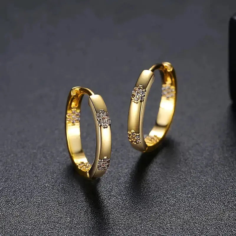 Pendientes Vintage Círculo con Flor Dorada