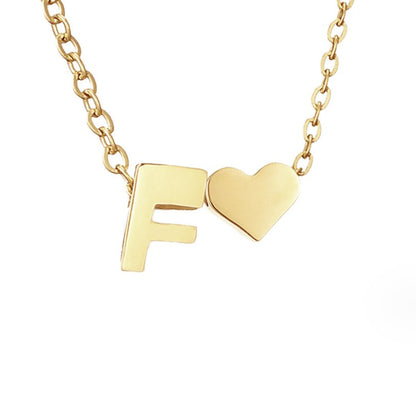 Collar Inicial Atemporal con Corazón