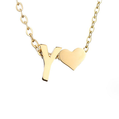 Collar Inicial Atemporal con Corazón