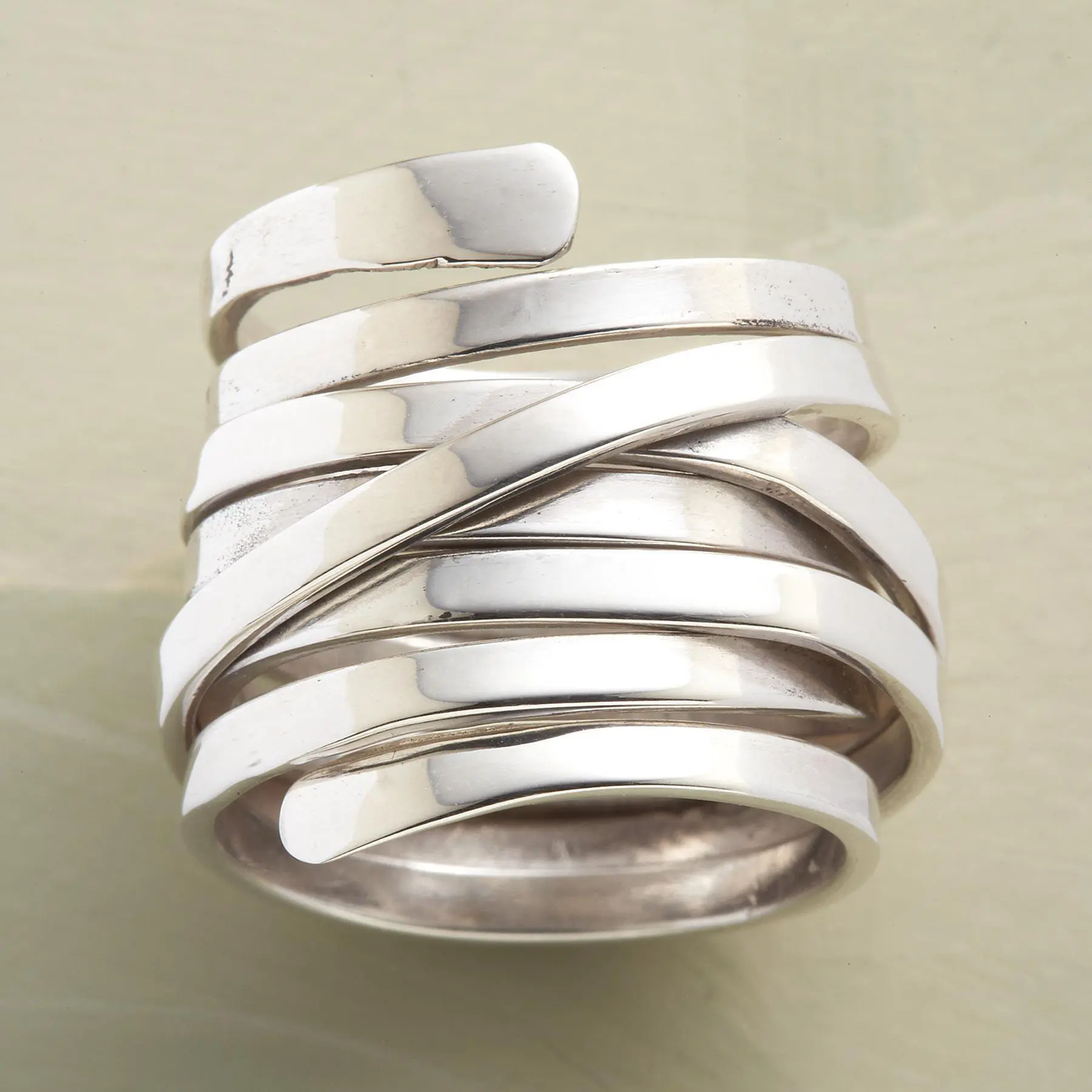 Anillo Vintage Elegante en Plata